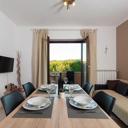 Apartments Karlo & Ivona Labin  Exterior photo